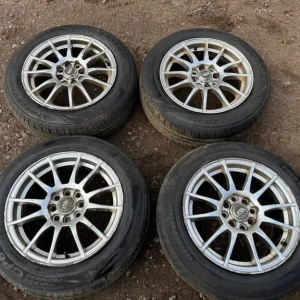 Fiat 500 15” alloy wheels and tyres