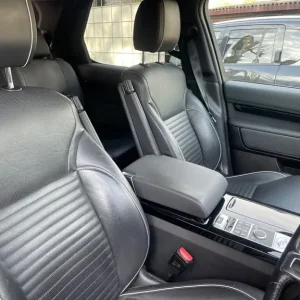 2018 Land Rover Discovery Commercial TD6 HSE Estate Diesel Automatic - Image 2