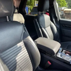 2018 Land Rover Discovery Commercial TD6 HSE Estate Diesel Automatic - Image 8