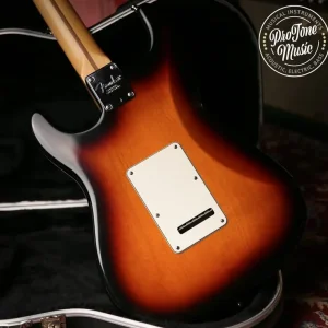 2001 Fender American Standard Stratocaster 3 Tone Sunburst - Image 3