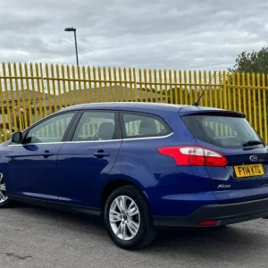 2014 Ford Focus 1.6T EcoBoost Titanium Navigator Euro 5 5-door hatchback petrol manual - Image 2