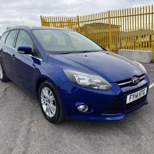 2014 Ford Focus 1.6T EcoBoost Titanium Navigator Euro 5 5-door hatchback petrol manual - Image 4