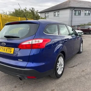 2014 Ford Focus 1.6T EcoBoost Titanium Navigator Euro 5 5-door hatchback petrol manual - Image 6