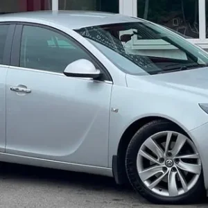 2014 Vauxhall Insignia 2.0 CDTi SRi Nav Hatchback - Image 5