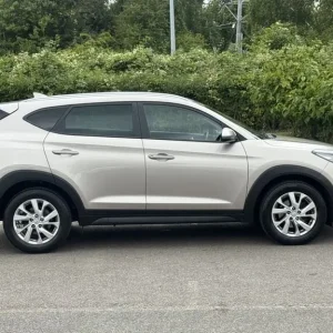 2019 Hyundai Tucson Estate 1.6 T-GDi SE Nav SUV - Image 6