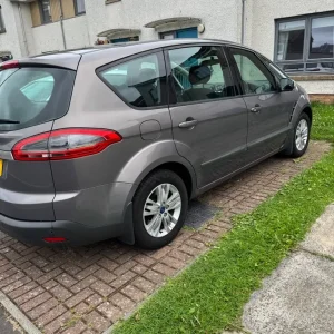 Ford S-Max 2014 Manual 5-door MPV - Image 4