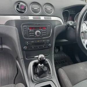 Ford S-Max 2014 Manual 5-door MPV - Image 8