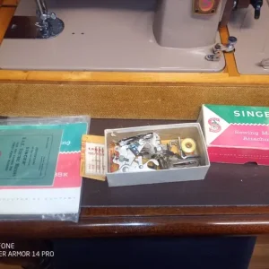 Singer 185k electric sewing machine - Image 4