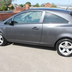 Vauxhall Corsa SXI 1.2 Three Door 2012 - Image 3