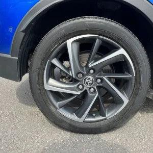 2020 Toyota C-HR 2.0 Hybrid Dynamic 5-door Hatchback - Image 8