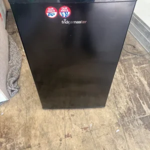 UNDERCOUNTER BLACK FRIDGE FREEZERS £70 EACH - Image 3