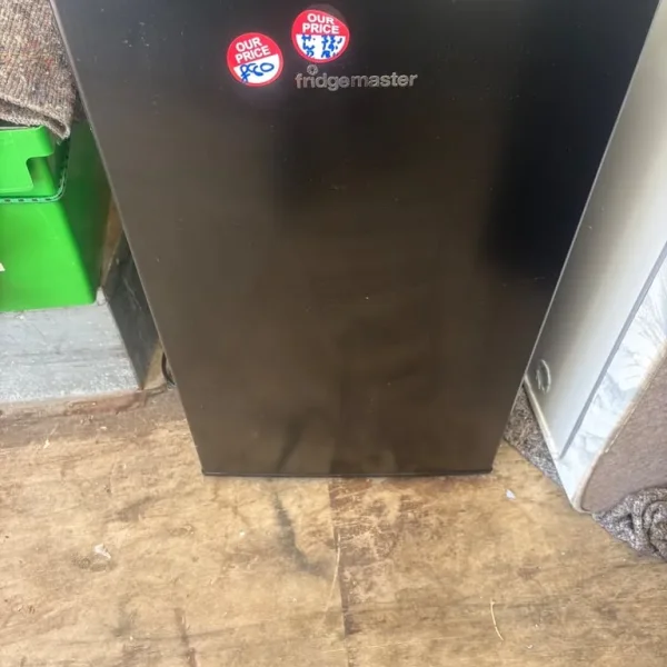 UNDERCOUNTER BLACK FRIDGE FREEZERS £70 EACH