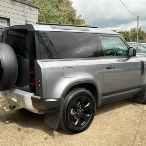 2021 Land Rover Defender 90 3.0 D200 MHEV Hard Top SUV Auto 4WD SWB Euro 6 (s/s) - Image 8