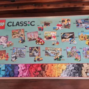 Lego Classic 90 Years of Play - 1100 Pieces - Image 2