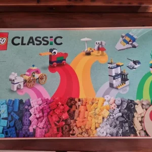 Lego Classic 90 Years of Play - 1100 Pieces