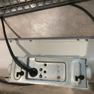 2 x wall mount garden heaters - Image 3
