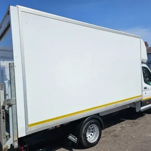 2016 Ford Transit 350 C/C DRW 14ft LUTON TAILIFT Chassis Cab Diesel Manual - Image 3