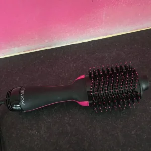 Revlon volumiser and dryer - Image 3