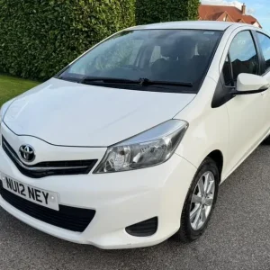 2012 Toyota Yaris 1.3 VVTi TR - Image 2