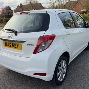 2012 Toyota Yaris 1.3 VVTi TR - Image 4