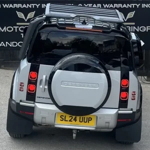 2024 Land Rover Defender Hard Top D MHEV Automatic - Image 6