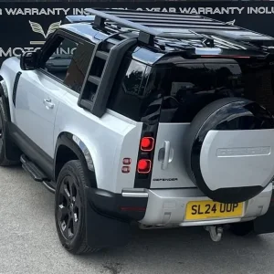 2024 Land Rover Defender Hard Top D MHEV Automatic - Image 7