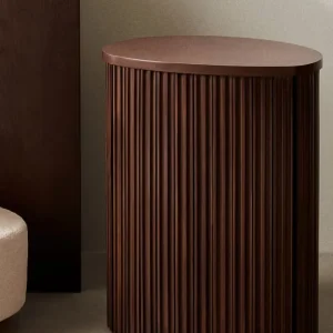 H & M oak wood fluted side table - Image 3