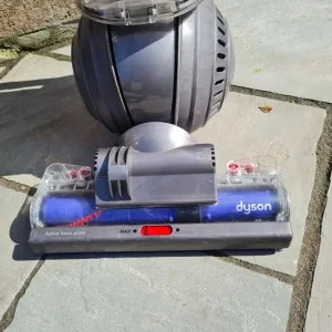 Dyson Vacuums - Image 3