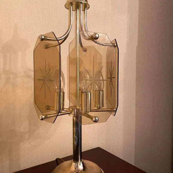 Heavy weight glass shaded lamp, mahogany clock and tall vase