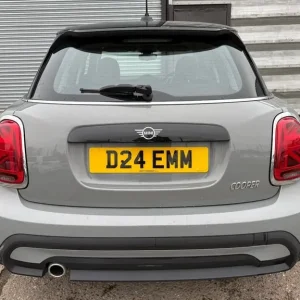 2021 Mini Cooper Classic Nav Pack 1.5 with 18" Wheels - Image 5