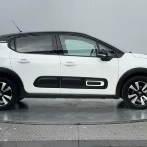 2024 Citroen C3 1.2 PureTech PLUS Hatchback - Image 5