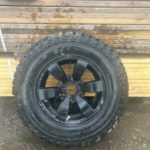 Ford ranger alloy wheel with new tyre