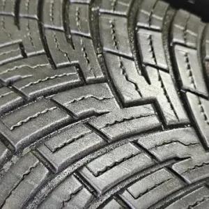205 55 16 2 x Pirelli All Season Cinturato SF2 tyres - Image 3