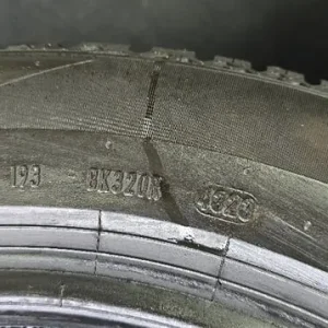 205 55 16 2 x Pirelli All Season Cinturato SF2 tyres - Image 8