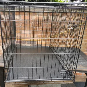 Extra large black steel dog cage (42" L x 29" W x 32" H) - Image 5