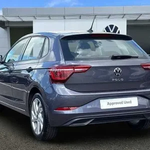 2023 Volkswagen Polo 1.0 TSI Style 5-door hatchback manual - Image 3