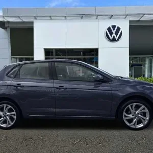 2023 Volkswagen Polo 1.0 TSI Style 5-door hatchback manual - Image 4