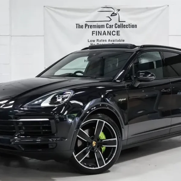 2021 Porsche Cayenne V6 1 Former Keeper Estate Petrol/Ele Automatic