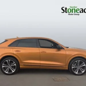 2021 Audi Q8 3.0 TFSIe V6 55 Black Edition Estate - Image 3