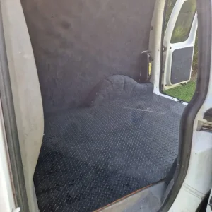 Volkswagen Caddy C20 TDI 104 Panel Van 2006 1896cc - Image 4