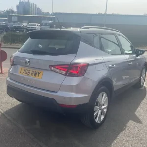 2019 SEAT Arona SE 1.0 TSI 95PS Hatchback - Image 5