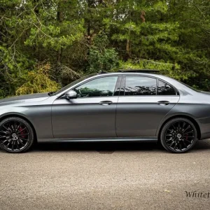 2017 Mercedes-Benz E350d AMG Line Premium Plus - Image 6