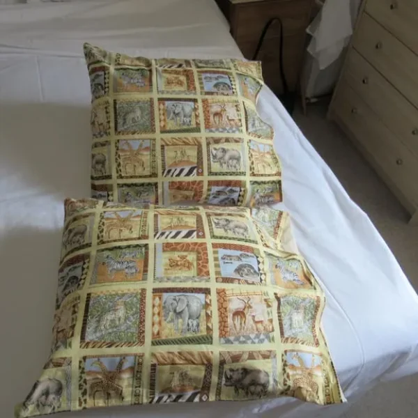 Safari theme cushions
