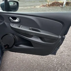 2018 Renault Clio 1.2 16V Dynamique Nav HATCHBACK - Image 8