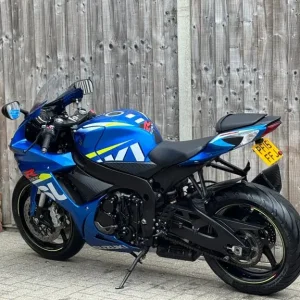 SUZUKI GSXR 600 L5 2015 MOTO GP WITH LOW MILES - Image 6