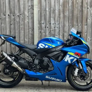 SUZUKI GSXR 600 L5 2015 MOTO GP WITH LOW MILES