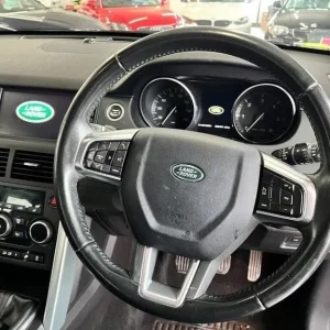 2016 Land Rover Discovery Sport 2.0 TD4 SE TECH 5-door Diesel Manual - Image 4