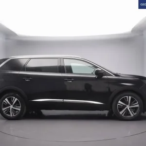 2022 Peugeot 5008 Allure Premium 5-door SUV - Image 6