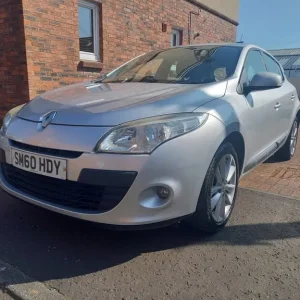 2010 Renault Megane 1.6 16V I-Music 5-door hatchback petrol manual