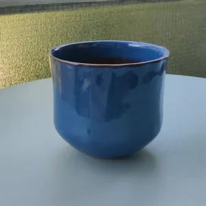 Ceramic flower pot